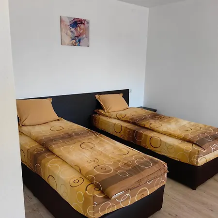 Pensjonat Avenue House 3*